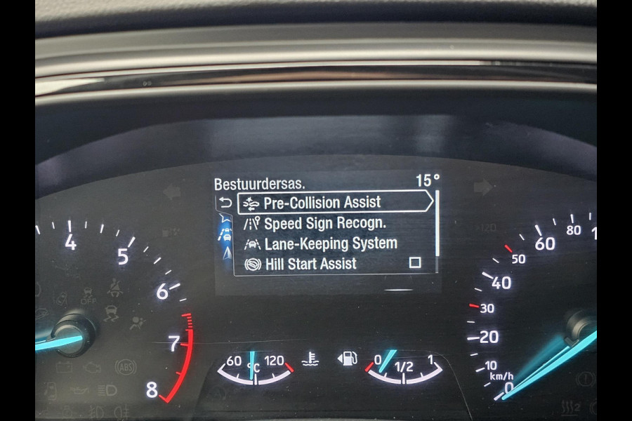 Ford FOCUS Wagon 1.5 EcoBoost ST-line Business 150 pk | Full led | PDC v+a | Trekhaak afneembaar | Keyless entry | Winterpack | Camera | Lane assist etc. Ford FOCUS Wagon 1.5 EcoBoost ST-line Business 150 pk | Full led | PDC v+a | Trekhaak afneembaar | Keyless entry | Winterpack | Camera | Lane assist etc.