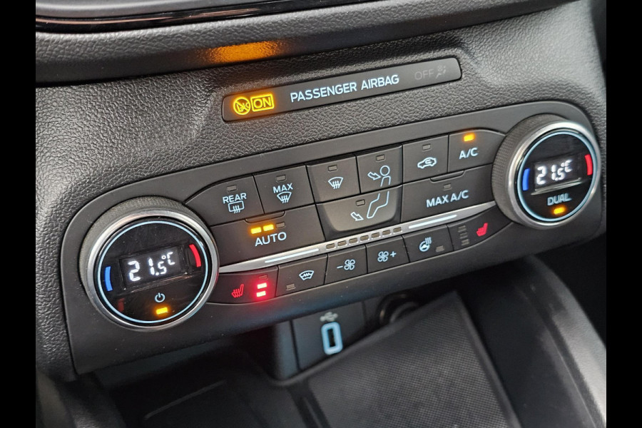 Ford FOCUS Wagon 1.5 EcoBoost ST-line Business 150 pk | Full led | PDC v+a | Trekhaak afneembaar | Keyless entry | Winterpack | Camera | Lane assist etc. Ford FOCUS Wagon 1.5 EcoBoost ST-line Business 150 pk | Full led | PDC v+a | Trekhaak afneembaar | Keyless entry | Winterpack | Camera | Lane assist etc.