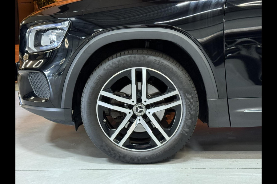 Mercedes-Benz Glb 200 Business Solution Garantie Camera Ambient Carplay StoelVW Cruise Clima Navi PDC Led Dab Rijklaar
