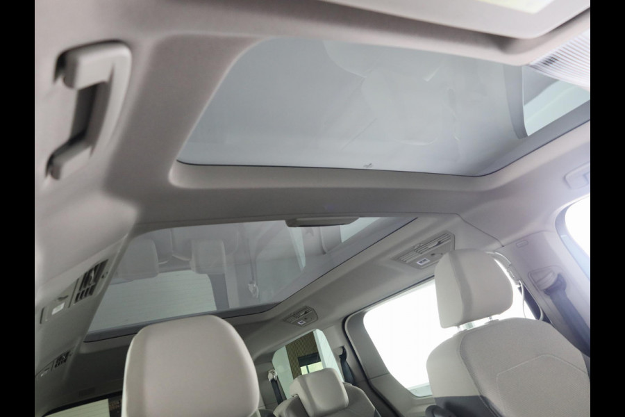 Volkswagen Multivan 1.5 eHybrid L2 Bulli Edition 4Motion 7 persoons | Trekhaak | Assistentiepakket | Verwarmbare voorstoelen