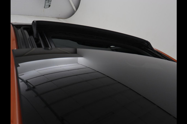 Volkswagen Polo 1.0 TSI R Line | Panoramadak | Stoelverwarming | Camera | Keyless | Adaptive cruise | Full LED | Virtual Cockpit | Navigatie | Climate control Volkswagen Polo 1.0 TSI R Line | Panoramadak | Stoelverwarming | Camera | Keyless | Adaptive cruise | Full LED | Virtual Cockpit | Navigatie | Climate control