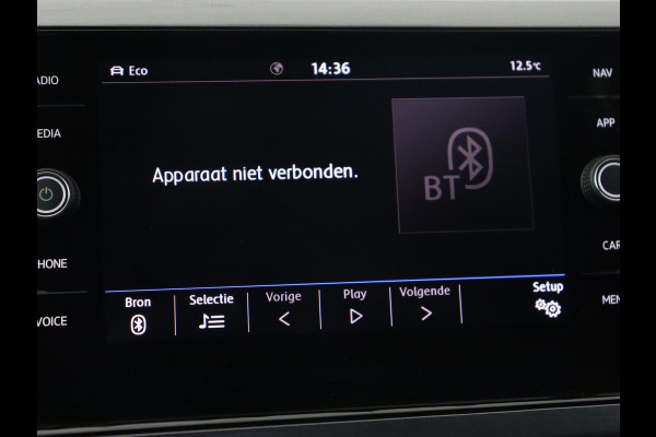 Volkswagen Polo 1.0 TSI R Line | Panoramadak | Stoelverwarming | Camera | Keyless | Adaptive cruise | Full LED | Virtual Cockpit | Navigatie | Climate control Volkswagen Polo 1.0 TSI R Line | Panoramadak | Stoelverwarming | Camera | Keyless | Adaptive cruise | Full LED | Virtual Cockpit | Navigatie | Climate control