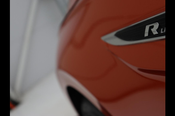 Volkswagen Polo 1.0 TSI R Line | Panoramadak | Stoelverwarming | Camera | Keyless | Adaptive cruise | Full LED | Virtual Cockpit | Navigatie | Climate control Volkswagen Polo 1.0 TSI R Line | Panoramadak | Stoelverwarming | Camera | Keyless | Adaptive cruise | Full LED | Virtual Cockpit | Navigatie | Climate control