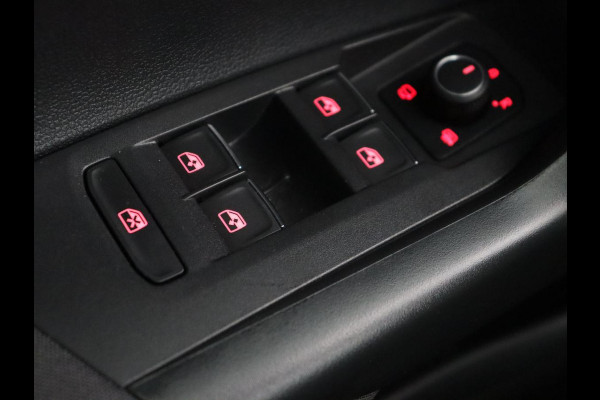 Volkswagen Polo 1.0 TSI R Line | Panoramadak | Stoelverwarming | Camera | Keyless | Adaptive cruise | Full LED | Virtual Cockpit | Navigatie | Climate control Volkswagen Polo 1.0 TSI R Line | Panoramadak | Stoelverwarming | Camera | Keyless | Adaptive cruise | Full LED | Virtual Cockpit | Navigatie | Climate control