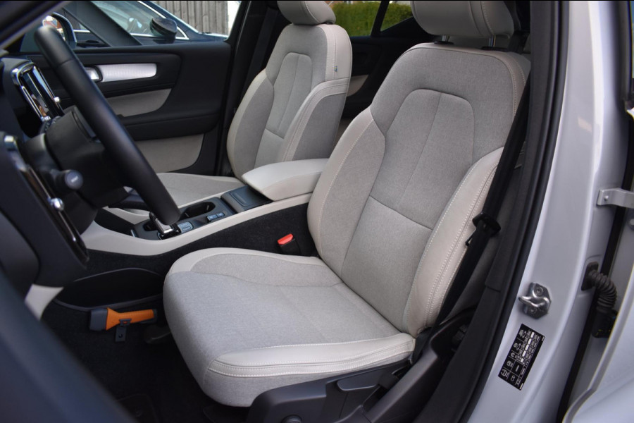 Volvo XC40 1.5 T3 Momentum Pro | PANO | CAMERA | APPLE CARPLAY | ANDROID AUTO | ACC | NAP