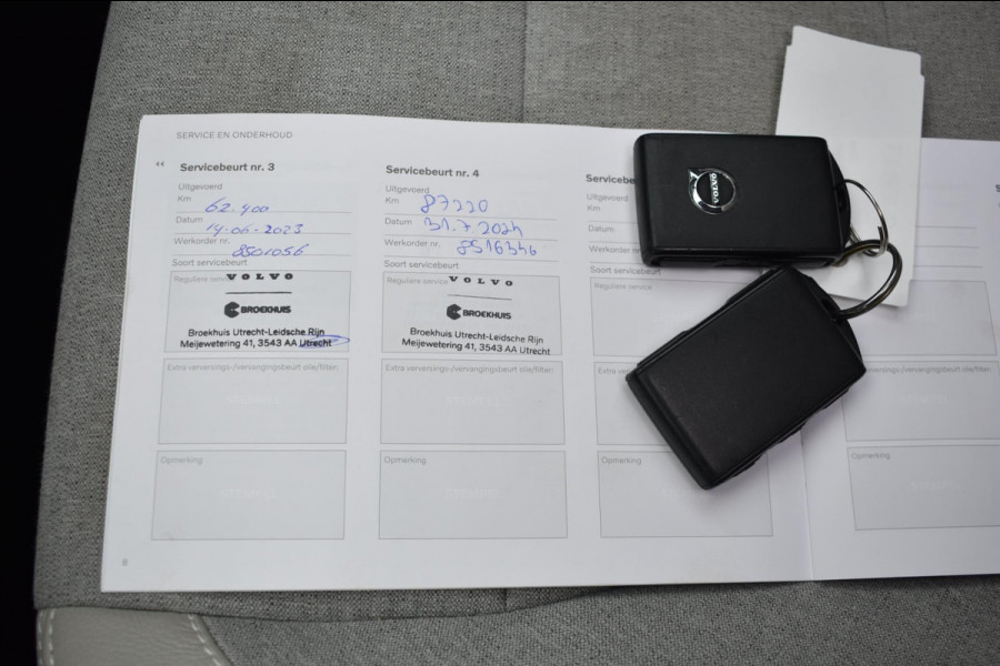 Volvo XC40 1.5 T3 Momentum Pro | PANO | CAMERA | APPLE CARPLAY | ANDROID AUTO | ACC | NAP