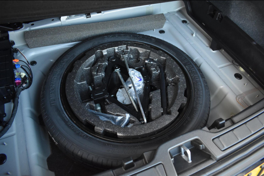 Volvo XC40 1.5 T3 Momentum Pro | PANO | CAMERA | APPLE CARPLAY | ANDROID AUTO | ACC | NAP