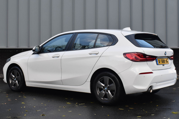 BMW 1-serie 118i Executive Edition | Navi Prof. | Carplay | Virtual Cockpit | DAB | PDC BMW 1-serie 118i Executive Edition | Navi Prof. | Carplay | Virtual Cockpit | DAB | PDC