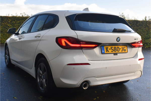 BMW 1-serie 118i Executive Edition | Navi Prof. | Carplay | Virtual Cockpit | DAB | PDC BMW 1-serie 118i Executive Edition | Navi Prof. | Carplay | Virtual Cockpit | DAB | PDC