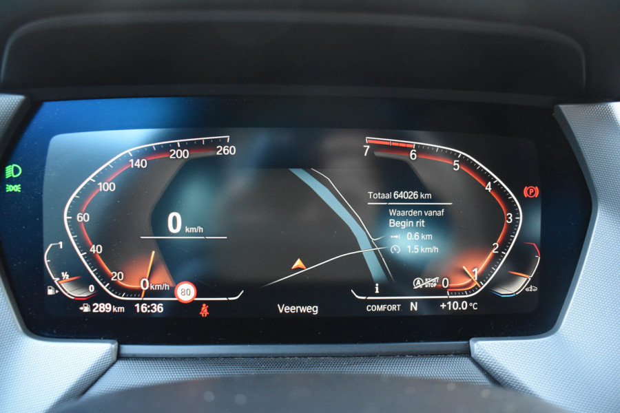 BMW 1-serie 118i Executive Edition | Navi Prof. | Carplay | Virtual Cockpit | DAB | PDC BMW 1-serie 118i Executive Edition | Navi Prof. | Carplay | Virtual Cockpit | DAB | PDC