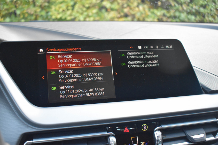 BMW 1-serie 118i Executive Edition | Navi Prof. | Carplay | Virtual Cockpit | DAB | PDC BMW 1-serie 118i Executive Edition | Navi Prof. | Carplay | Virtual Cockpit | DAB | PDC