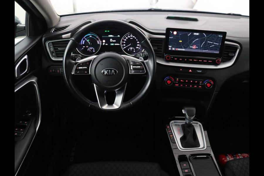 Kia Ceed 1.6 GDI PHEV DynamicLine | Carplay | Camera | Navigatie | Keyless | Climate control | Cruise control | Full LED | Parkeerhulp | Plug In Kia Ceed 1.6 GDI PHEV DynamicLine | Carplay | Camera | Navigatie | Keyless | Climate control | Cruise control | Full LED | Parkeerhulp | Plug In