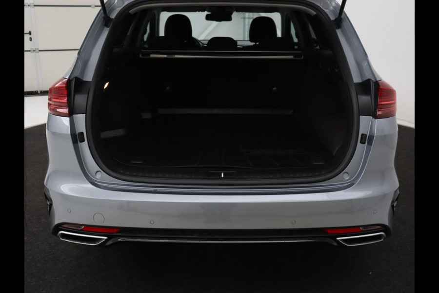 Kia Ceed 1.6 GDI PHEV DynamicLine | Carplay | Camera | Navigatie | Keyless | Climate control | Cruise control | Full LED | Parkeerhulp | Plug In Kia Ceed 1.6 GDI PHEV DynamicLine | Carplay | Camera | Navigatie | Keyless | Climate control | Cruise control | Full LED | Parkeerhulp | Plug In