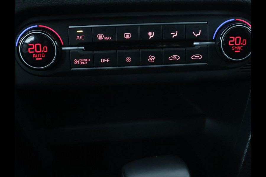 Kia Ceed 1.6 GDI PHEV DynamicLine | Carplay | Camera | Navigatie | Keyless | Climate control | Cruise control | Full LED | Parkeerhulp | Plug In Kia Ceed 1.6 GDI PHEV DynamicLine | Carplay | Camera | Navigatie | Keyless | Climate control | Cruise control | Full LED | Parkeerhulp | Plug In