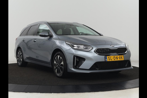 Kia Ceed 1.6 GDI PHEV DynamicLine | Carplay | Camera | Navigatie | Keyless | Climate control | Cruise control | Full LED | Parkeerhulp | Plug In Kia Ceed 1.6 GDI PHEV DynamicLine | Carplay | Camera | Navigatie | Keyless | Climate control | Cruise control | Full LED | Parkeerhulp | Plug In