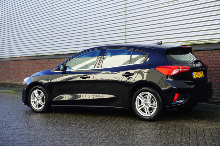 Ford Focus 1.0 EcoBoost 125PK Hybrid Edition Business/Camera /Rijklaarprijs! Ford Focus 1.0 EcoBoost 125PK Hybrid Edition Business/Camera /Rijklaarprijs!