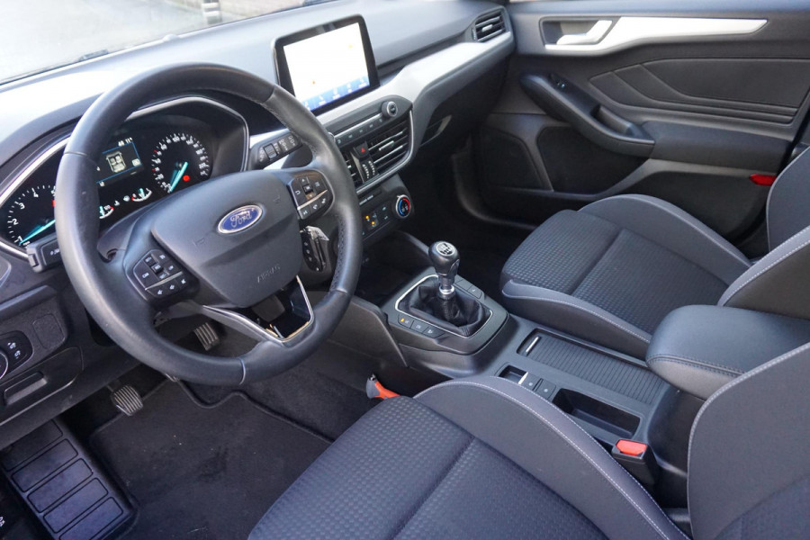 Ford Focus 1.0 EcoBoost 125PK Hybrid Edition Business/Camera /Rijklaarprijs! Ford Focus 1.0 EcoBoost 125PK Hybrid Edition Business/Camera /Rijklaarprijs!