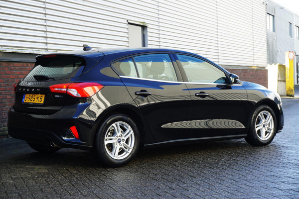 Ford Focus 1.0 EcoBoost 125PK Hybrid Edition Business/Camera /Rijklaarprijs! Ford Focus 1.0 EcoBoost 125PK Hybrid Edition Business/Camera /Rijklaarprijs!