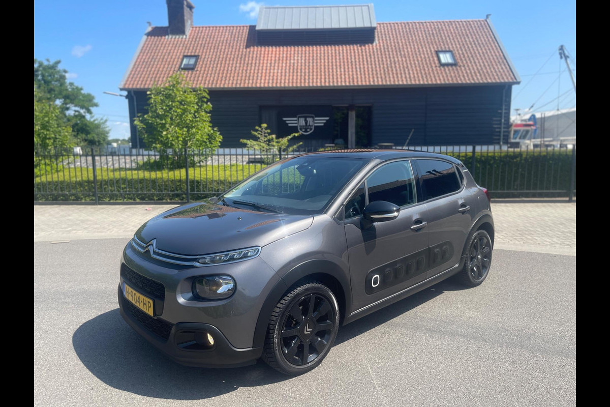 Citroën C3 1.2 PureTech Airco/Ecc Panoramadak Navigatie 17''LM Velgen Citroën C3 1.2 PureTech Airco/Ecc Panoramadak Navigatie 17''LM Velgen
