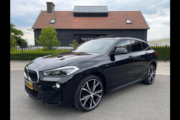 BMW X2 SDrive20i High Exe M-Pakket Panoramadak leer Navi Head-Up Camera BMW X2 SDrive20i High Exe M-Pakket Panoramadak leer Navi Head-Up Camera