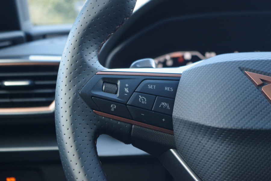 CUPRA Leon 1.4 e-Hybrid VZ Business, Camera, Adap. Cruise Control, LED