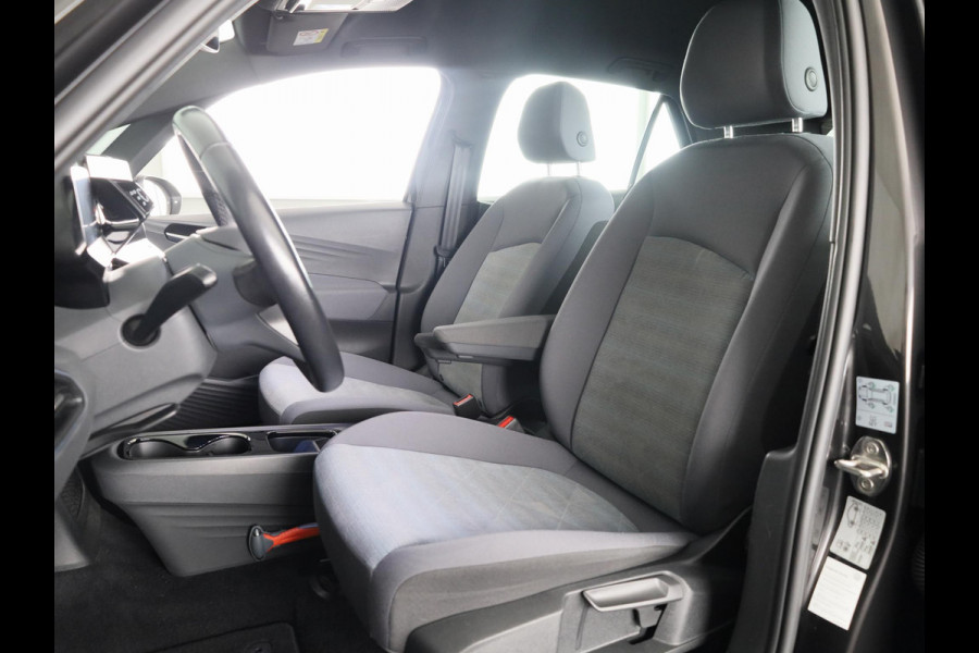 Volkswagen ID.3 Life 58 kWh 204 pk | Navigatie | Parkeersensoren | Adaptieve cruise control | LED koplampen | Stoelverwarming | Volkswagen ID.3 Life 58 kWh 204 pk | Navigatie | Parkeersensoren | Adaptieve cruise control | LED koplampen | Stoelverwarming |