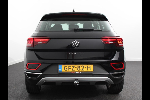 Volkswagen T-Roc 1.5 TSI 150pk DSG Style Plus | Navigatie | Apple Carplay/Android Auto | Parkeersensoren | Camera | Adaptive Cruise Control | Blind Spot Assist | Stoel- en stuurverwarming | Elektrische achterklep | Ledverlichting | Climate Control Volkswagen T-Roc 1.5 TSI 150pk DSG Style Plus | Navigatie | Apple Carplay/Android Auto | Parkeersensoren | Camera | Adaptive Cruise Control | Blind Spot Assist | Stoel- en stuurverwarming | Elektrische achterklep | Ledverlichting | Climate Control