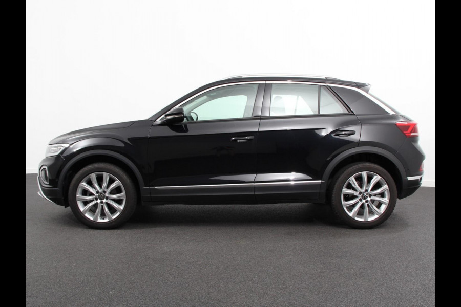 Volkswagen T-Roc 1.5 TSI 150pk DSG Style Plus | Navigatie | Apple Carplay/Android Auto | Parkeersensoren | Camera | Adaptive Cruise Control | Blind Spot Assist | Stoel- en stuurverwarming | Elektrische achterklep | Ledverlichting | Climate Control Volkswagen T-Roc 1.5 TSI 150pk DSG Style Plus | Navigatie | Apple Carplay/Android Auto | Parkeersensoren | Camera | Adaptive Cruise Control | Blind Spot Assist | Stoel- en stuurverwarming | Elektrische achterklep | Ledverlichting | Climate Control