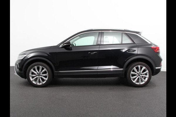 Volkswagen T-Roc 1.5 TSI 150pk DSG Style Plus | Navigatie | Apple Carplay/Android Auto | Parkeersensoren | Camera | Adaptive Cruise Control | Blind Spot Assist | Stoel- en stuurverwarming | Elektrische achterklep | Ledverlichting | Climate Control Volkswagen T-Roc 1.5 TSI 150pk DSG Style Plus | Navigatie | Apple Carplay/Android Auto | Parkeersensoren | Camera | Adaptive Cruise Control | Blind Spot Assist | Stoel- en stuurverwarming | Elektrische achterklep | Ledverlichting | Climate Control