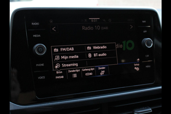 Volkswagen T-Roc 1.5 TSI 150pk DSG Style Plus | Navigatie | Apple Carplay/Android Auto | Parkeersensoren | Camera | Adaptive Cruise Control | Blind Spot Assist | Stoel- en stuurverwarming | Elektrische achterklep | Ledverlichting | Climate Control Volkswagen T-Roc 1.5 TSI 150pk DSG Style Plus | Navigatie | Apple Carplay/Android Auto | Parkeersensoren | Camera | Adaptive Cruise Control | Blind Spot Assist | Stoel- en stuurverwarming | Elektrische achterklep | Ledverlichting | Climate Control