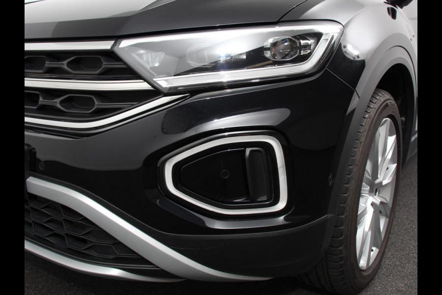 Volkswagen T-Roc 1.5 TSI 150pk DSG Style Plus | Navigatie | Apple Carplay/Android Auto | Parkeersensoren | Camera | Adaptive Cruise Control | Blind Spot Assist | Stoel- en stuurverwarming | Elektrische achterklep | Ledverlichting | Climate Control Volkswagen T-Roc 1.5 TSI 150pk DSG Style Plus | Navigatie | Apple Carplay/Android Auto | Parkeersensoren | Camera | Adaptive Cruise Control | Blind Spot Assist | Stoel- en stuurverwarming | Elektrische achterklep | Ledverlichting | Climate Control