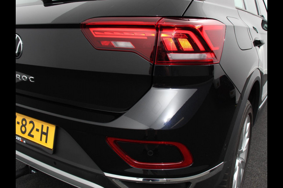 Volkswagen T-Roc 1.5 TSI 150pk DSG Style Plus | Navigatie | Apple Carplay/Android Auto | Parkeersensoren | Camera | Adaptive Cruise Control | Blind Spot Assist | Stoel- en stuurverwarming | Elektrische achterklep | Ledverlichting | Climate Control Volkswagen T-Roc 1.5 TSI 150pk DSG Style Plus | Navigatie | Apple Carplay/Android Auto | Parkeersensoren | Camera | Adaptive Cruise Control | Blind Spot Assist | Stoel- en stuurverwarming | Elektrische achterklep | Ledverlichting | Climate Control