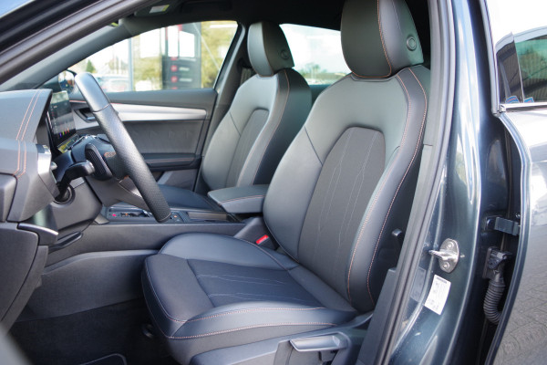 CUPRA Formentor 1.4 e-Hybrid 204 PK Adrenaline PHEV, Carplay, Camera, Keyless, LED CUPRA Formentor 1.4 e-Hybrid 204 PK Adrenaline PHEV, Carplay, Camera, Keyless, LED