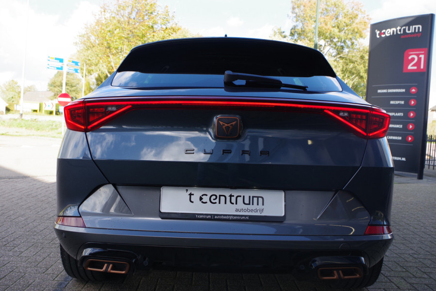 CUPRA Formentor 1.4 e-Hybrid 204 PK Adrenaline PHEV, Carplay, Camera, Keyless, LED CUPRA Formentor 1.4 e-Hybrid 204 PK Adrenaline PHEV, Carplay, Camera, Keyless, LED