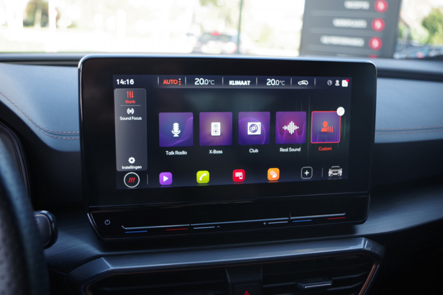 CUPRA Formentor 1.4 e-Hybrid 204 PK Adrenaline PHEV, Carplay, Camera, Keyless, LED CUPRA Formentor 1.4 e-Hybrid 204 PK Adrenaline PHEV, Carplay, Camera, Keyless, LED