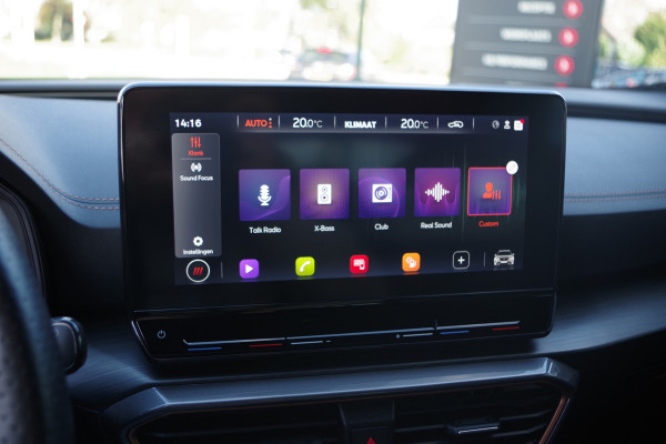 CUPRA Formentor 1.4 e-Hybrid 204 PK Adrenaline PHEV, Carplay, Camera, Keyless, LED CUPRA Formentor 1.4 e-Hybrid 204 PK Adrenaline PHEV, Carplay, Camera, Keyless, LED