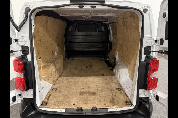 Opel Vivaro 1.5 CDTI L3H1 Edition 3-zits Airco Navi Trekhaak 3-zits Opel Vivaro 1.5 CDTI L3H1 Edition 3-zits Airco Navi Trekhaak 3-zits