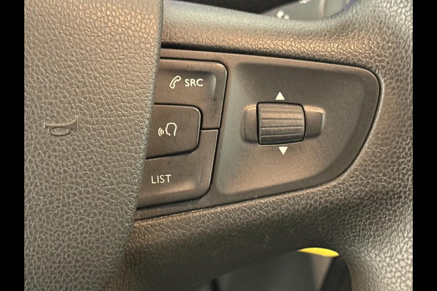 Opel Vivaro 1.5 CDTI L3H1 Edition 3-zits Airco Navi Trekhaak 3-zits Opel Vivaro 1.5 CDTI L3H1 Edition 3-zits Airco Navi Trekhaak 3-zits