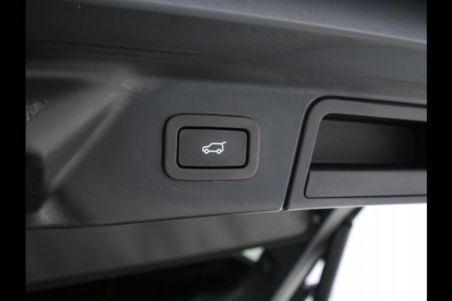 Land Rover Range Rover Velar 2.0 P400e R-Dynamic HSE (INCL.BTW) *PANO | LUXURY-LEATHER | ADAPTIVE-CRUISE | FULL-LED | BLIND-SPOT | MEMORY-PACK | MERIDIAN-SOUND | HEATED-COMFORTSEATS | DIGI-COCKPIT | CAMERA | KEYLESS | DAB+ | SHIFT-PADLLES | 21' Land Rover Range Rover Velar 2.0 P400e R-Dynamic HSE (INCL.BTW) *PANO | LUXURY-LEATHER | ADAPTIVE-CRUISE | FULL-LED | BLIND-SPOT | MEMORY-PACK | MERIDIAN-SOUND | HEATED-COMFORTSEATS | DIGI-COCKPIT | CAMERA | KEYLESS | DAB+ | SHIFT-PADLLES | 21'