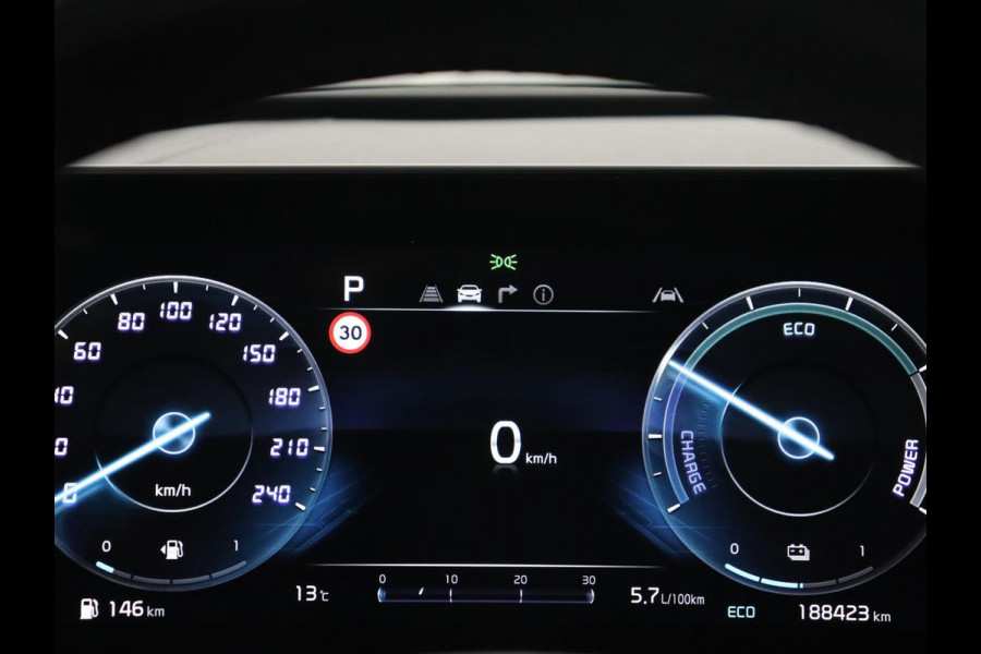 Kia Sportage 1.6 T-GDi Hybrid GT-Line | Panoramadak | Leder/Alcantara | Matrix LED | Stoel & stuurverwarming | Sfeerverlichting | Carplay | Adaptive cruise | Camera | Navigatie | Keyless Kia Sportage 1.6 T-GDi Hybrid GT-Line | Panoramadak | Leder/Alcantara | Matrix LED | Stoel & stuurverwarming | Sfeerverlichting | Carplay | Adaptive cruise | Camera | Navigatie | Keyless