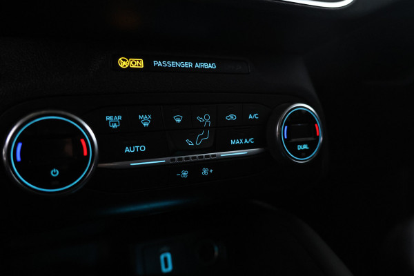 Ford FOCUS Wagon 1.5 EcoBlue ST Line X Business Navigatie, Climate, Trekhaak,