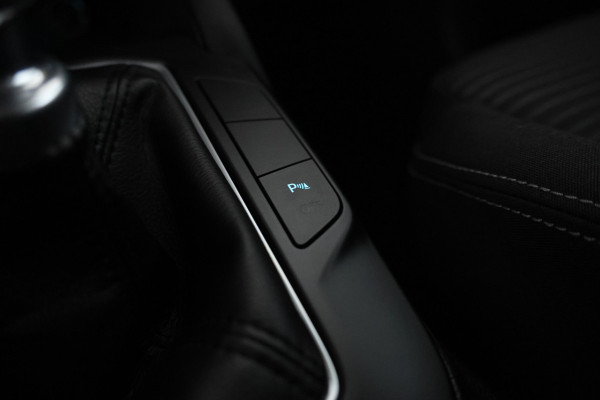 Ford FOCUS Wagon 1.5 EcoBlue ST Line X Business Navigatie, Climate, Trekhaak,