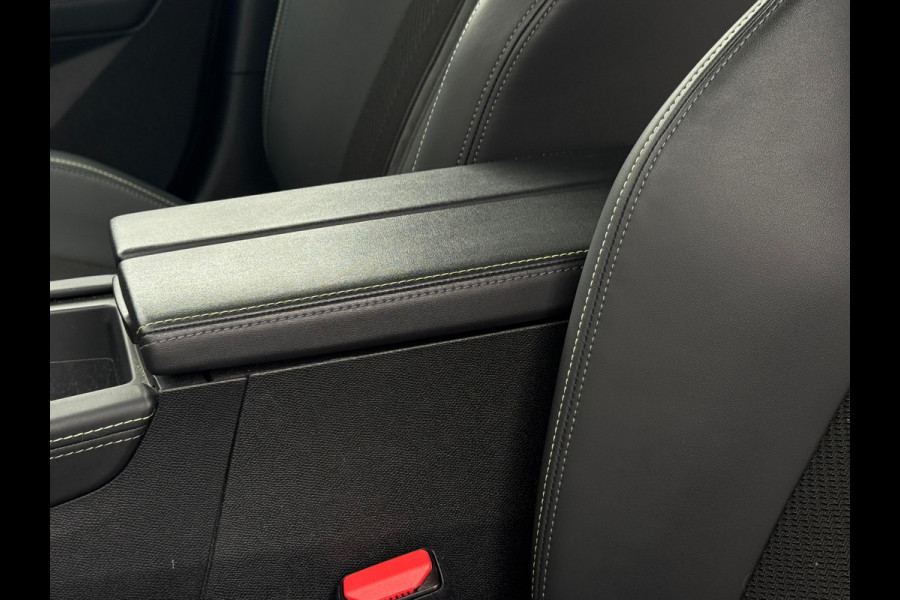 Peugeot 408 1.6 HYbrid 225 EAT8 GT NL-AUTO | FOCAL | LEDER