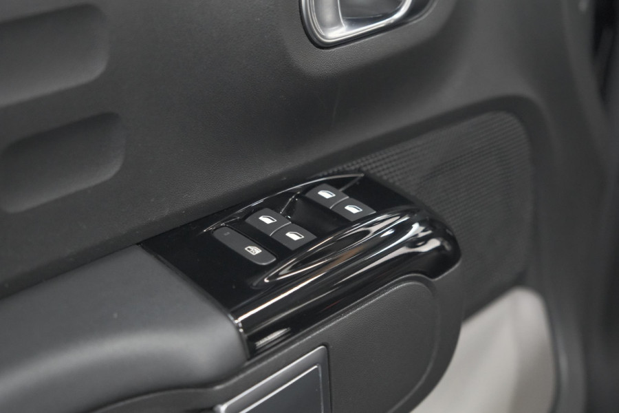 Citroën C3 PureTech 82 Feel Edition | Camera | Navigatie | Apple Carplay Citroën C3 PureTech 82 Feel Edition | Camera | Navigatie | Apple Carplay