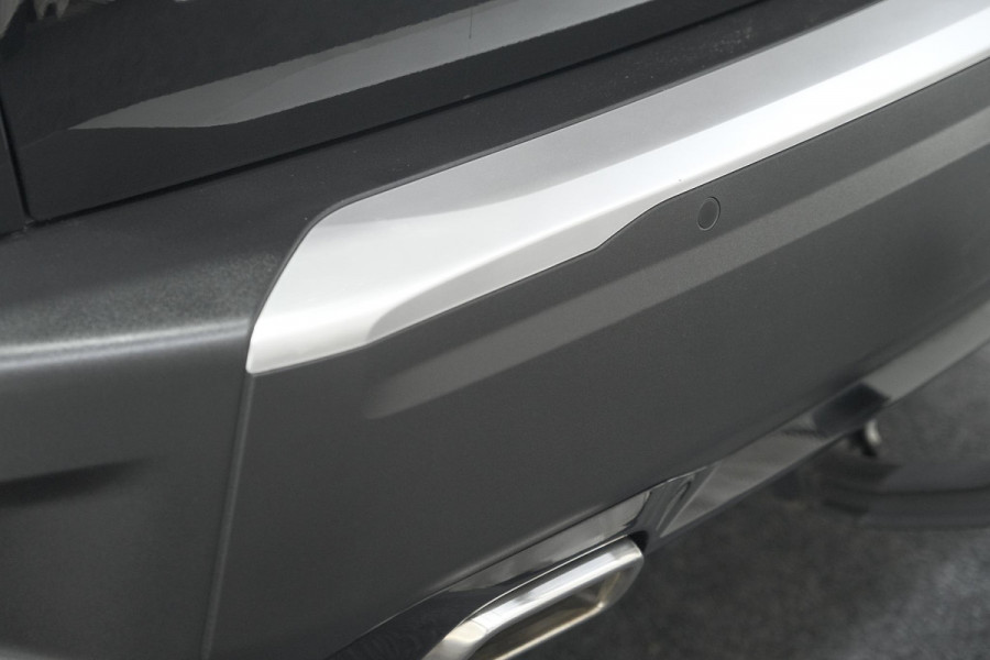 Peugeot 2008 PureTech 130 EAT8 Allure | Trekhaak | Camera | Navigatie | Apple Carplay Peugeot 2008 PureTech 130 EAT8 Allure | Trekhaak | Camera | Navigatie | Apple Carplay