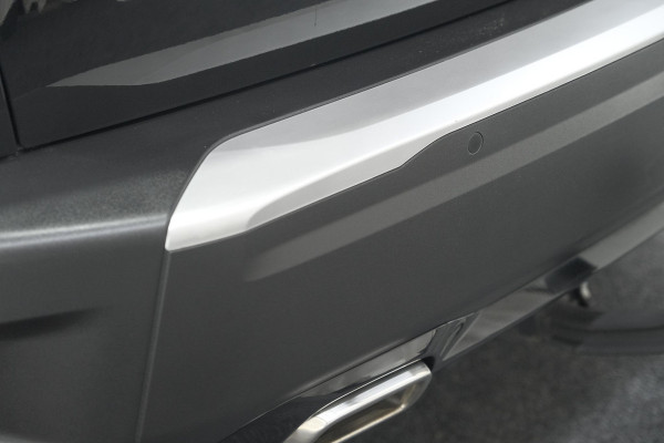 Peugeot 2008 PureTech 130 EAT8 Allure | Trekhaak | Camera | Navigatie | Apple Carplay Peugeot 2008 PureTech 130 EAT8 Allure | Trekhaak | Camera | Navigatie | Apple Carplay