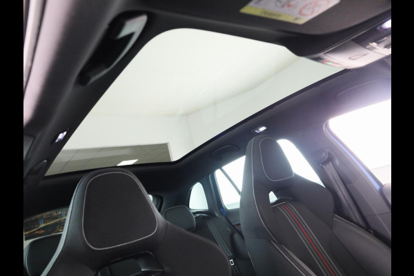 Škoda SCALA Monte Carlo 1.0 TSI 115 pk 7 versn. DSG | Private lease vanaf 619,-- | Panoramadak | Winter pakket | Parkeercamera