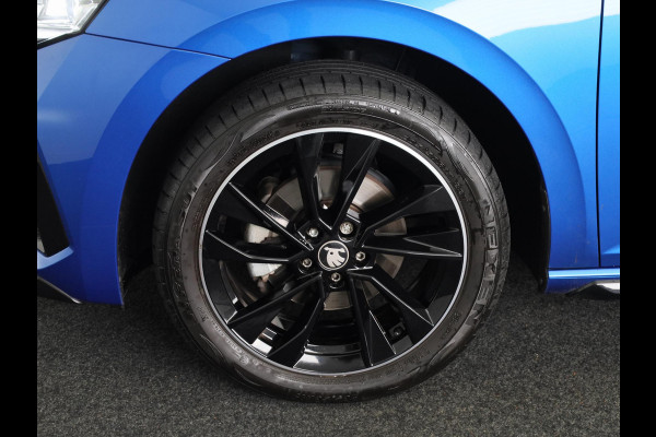 Škoda SCALA Monte Carlo 1.0 TSI 115 pk 7 versn. DSG | Private lease vanaf 619,-- | Panoramadak | Winter pakket | Parkeercamera