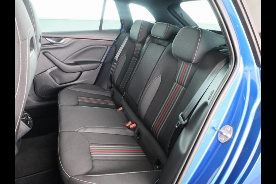 Škoda SCALA Monte Carlo 1.0 TSI 115 pk 7 versn. DSG | Private lease vanaf 619,-- | Panoramadak | Winter pakket | Parkeercamera