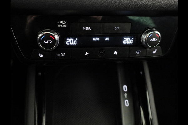 Škoda SCALA Monte Carlo 1.0 TSI 115 pk 7 versn. DSG | Private lease vanaf 619,-- | Panoramadak | Winter pakket | Parkeercamera